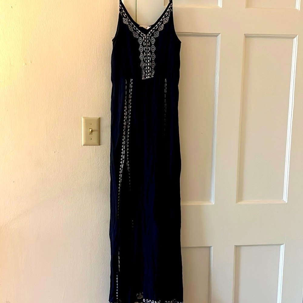 Maxi-Dress with Slit